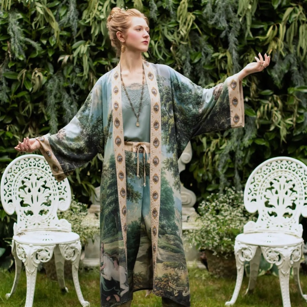 ⭐️New✨ Market of Stars Mythmaker Opera Duster Vintage Art Soft Kimono Robe - Picture 7 of 15